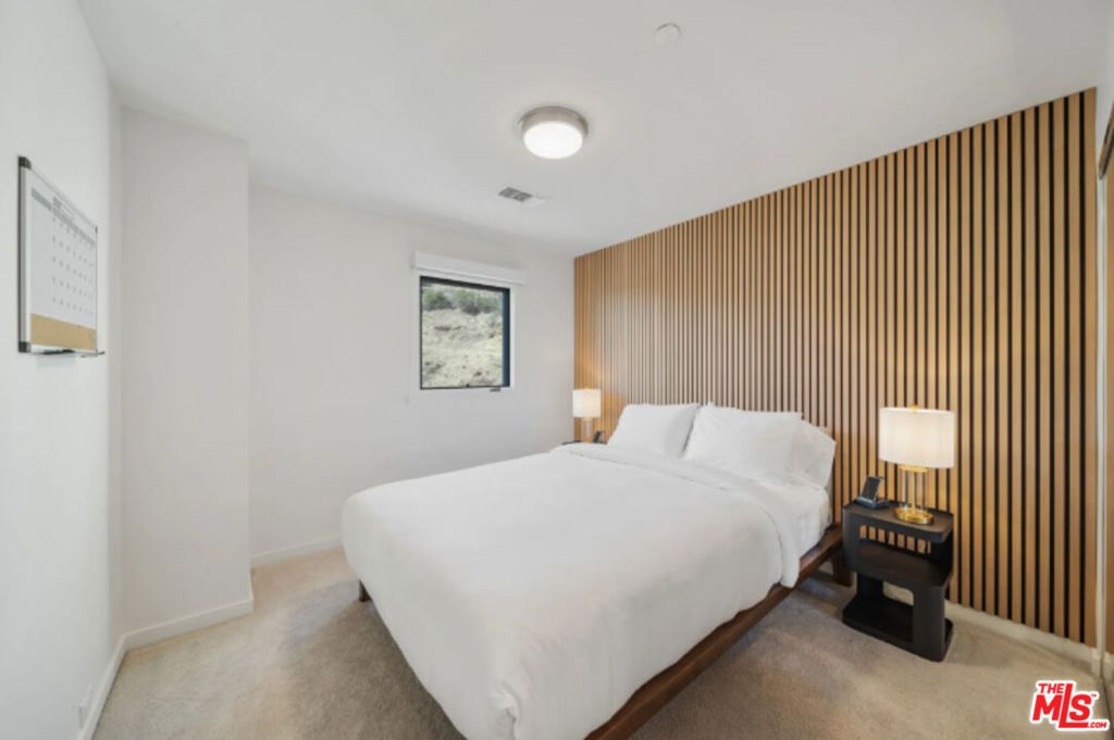 Image 47 of property listing at 3004 Sequit Dr, Malibu, CA 90265