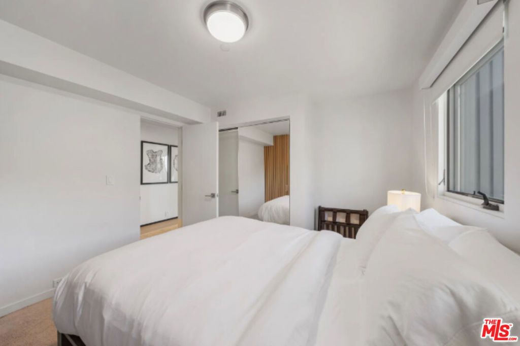 Image 49 of property listing at 3004 Sequit Dr, Malibu, CA 90265