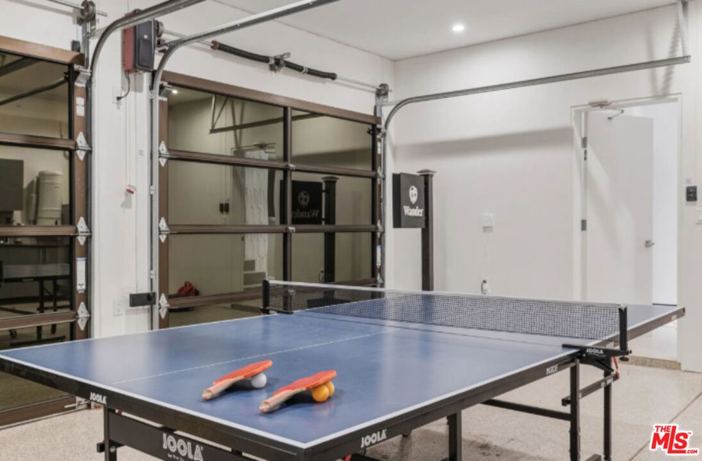 Image 65 of property listing at 3004 Sequit Dr, Malibu, CA 90265