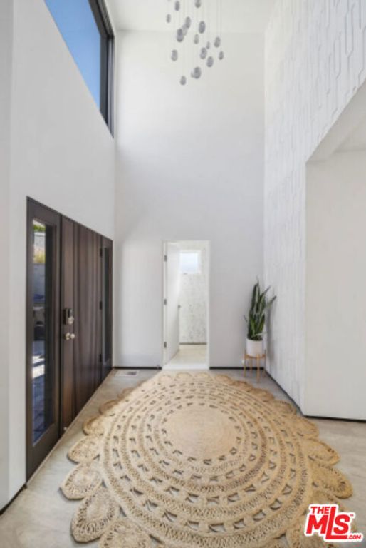 Image 67 of property listing at 3004 Sequit Dr, Malibu, CA 90265