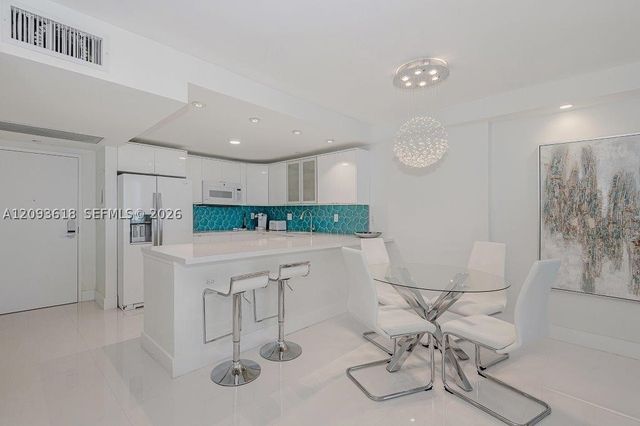 2301 Collins Ave 1424, Miami Beach, FL 33139