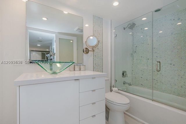 2301 Collins Ave 1424, Miami Beach, FL 33139