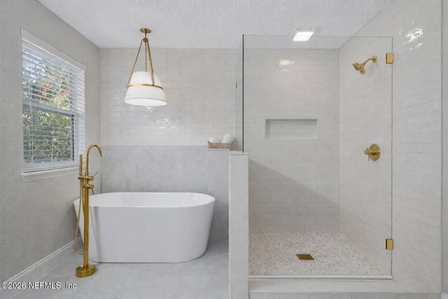 2270 CLUB LAKE Drive, Orange Park, FL 32065