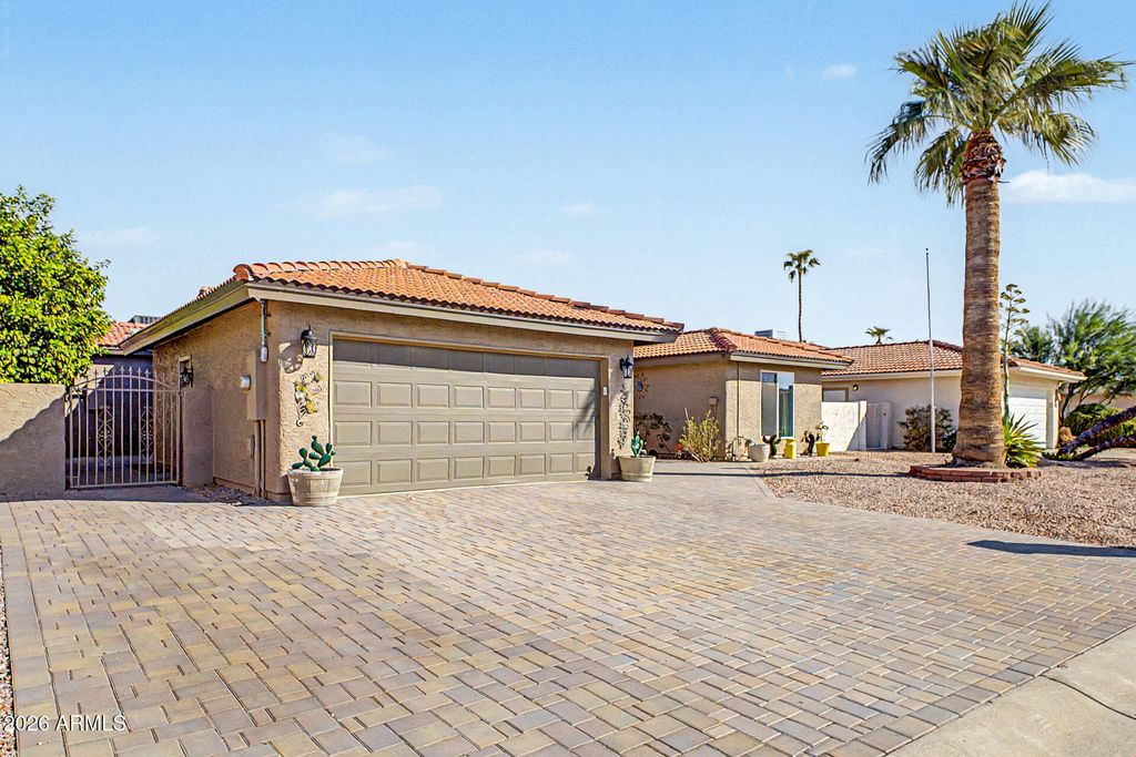 25861 S New Town Drive, Sun Lakes, AZ 85248 — photo 2