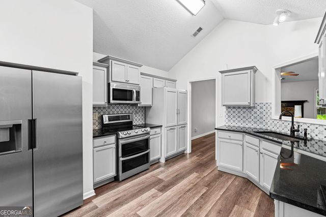 955 Downing Drive, Bethlehem, GA 30620