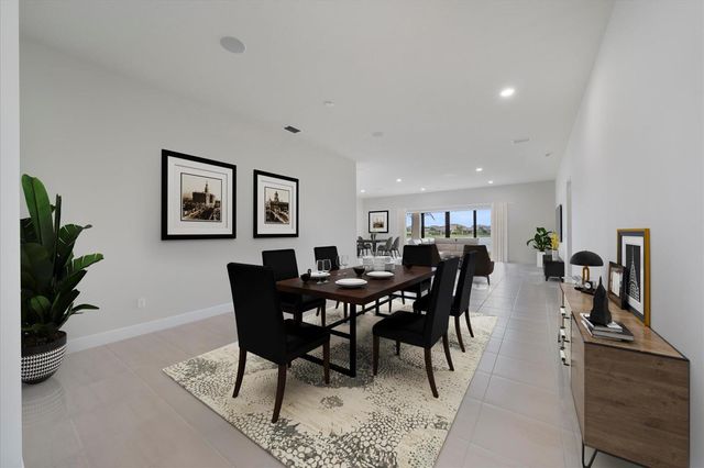 818 SE Courances Drive, Port St. Lucie, FL 34984