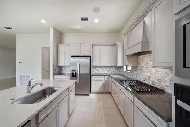 818 SE Courances Drive, Port St. Lucie, FL 34984