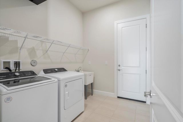 818 SE Courances Drive, Port St. Lucie, FL 34984