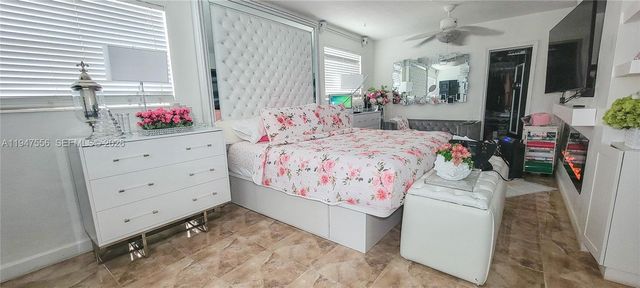 10330 NW 36th Ct, Miami, FL 33147