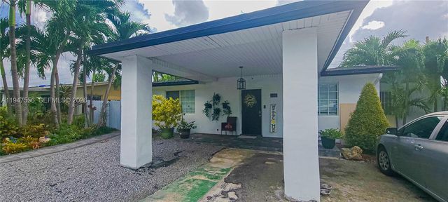 10330 NW 36th Ct, Miami, FL 33147