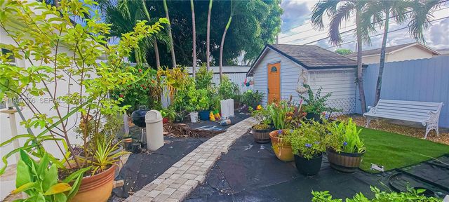 10330 NW 36th Ct, Miami, FL 33147