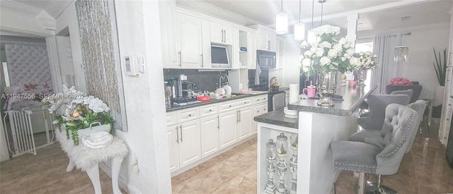 10330 NW 36th Ct, Miami, FL 33147