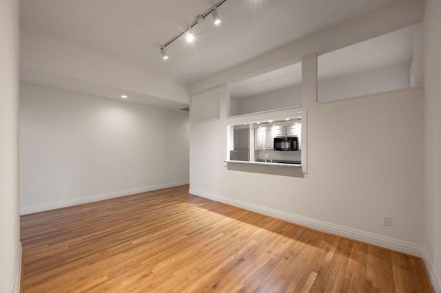 225 Riverside Drive, 2, Covington, KY 41011