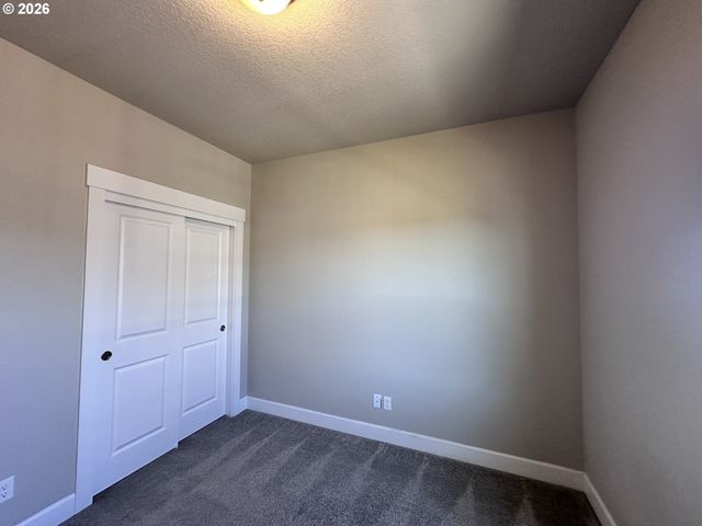 6980 Se SKIPPER Ln, Hillsboro, OR 97123