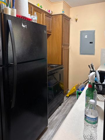 5101 E New Jersey Dr, Wichita, KS 67210