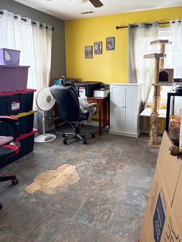 5101 E New Jersey Dr, Wichita, KS 67210