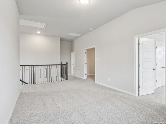 6438 Comanche Moon, San Antonio, TX 78233