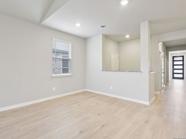 6438 Comanche Moon, San Antonio, TX 78233
