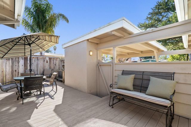 522 Spruce Street, Aptos, CA 95003