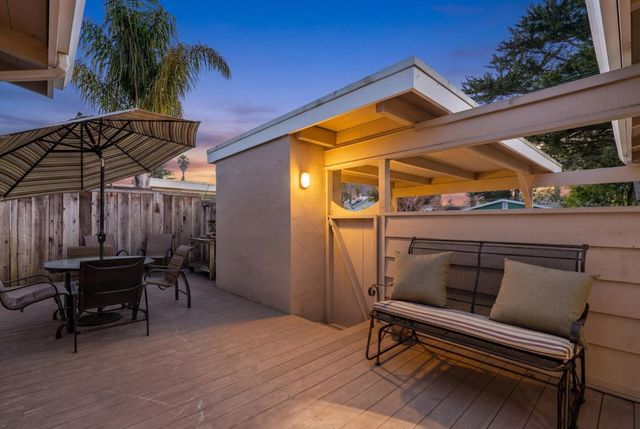 522 Spruce Street, Aptos, CA 95003