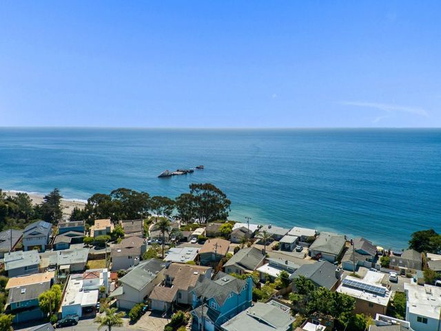 522 Spruce Street, Aptos, CA 95003