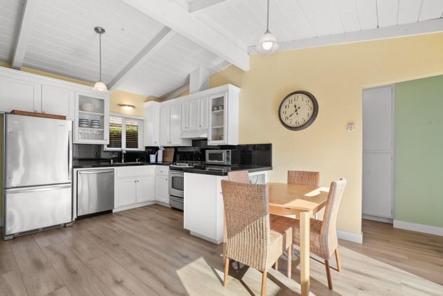 522 Spruce Street, Aptos, CA 95003