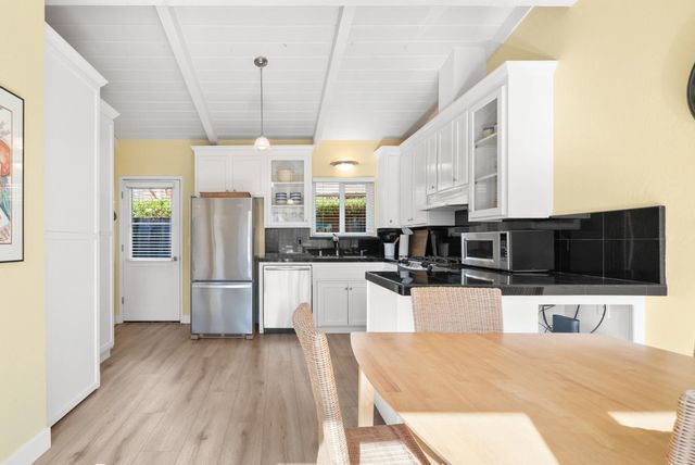 522 Spruce Street, Aptos, CA 95003