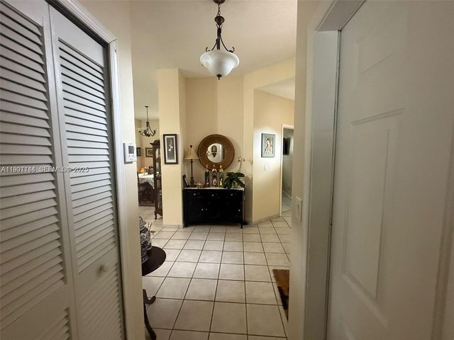 505 SE 26th Dr, Homestead, FL 33033