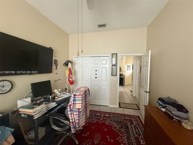 505 SE 26th Dr, Homestead, FL 33033