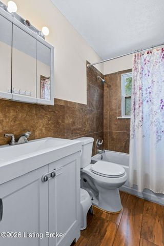 9006 Denise Dr, Louisville, KY 40219