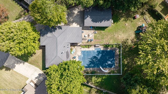 9006 Denise Dr, Louisville, KY 40219