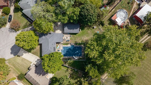 9006 Denise Dr, Louisville, KY 40219