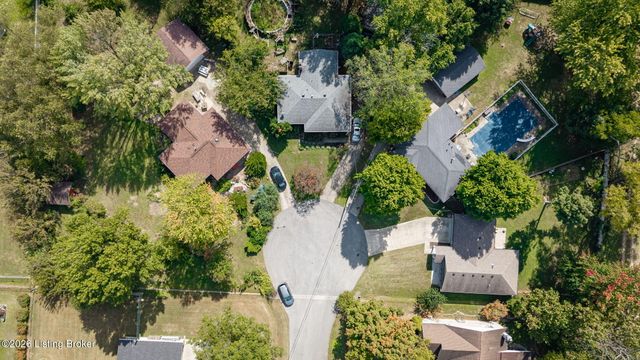 9006 Denise Dr, Louisville, KY 40219
