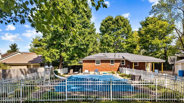 9006 Denise Dr, Louisville, KY 40219