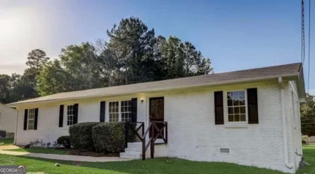 1445 E Mcintosh Road, Griffin, GA 30223