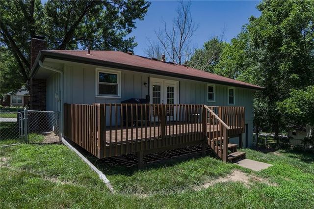 7021 NW Wheaton Avenue, Kansas City, MO 64152