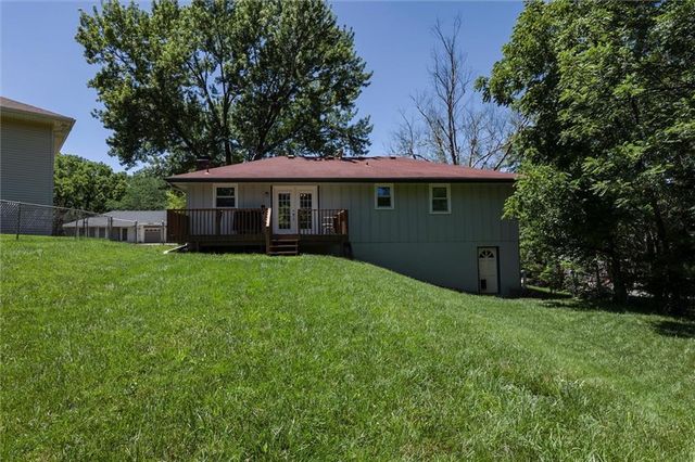 7021 NW Wheaton Avenue, Kansas City, MO 64152