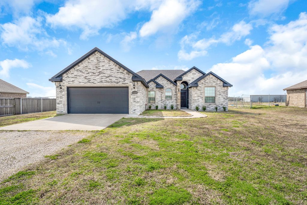 11729 County Road 313, Terrell, TX 75161