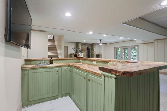 3712 E Devonshire Lane, Bloomington, IN 47408