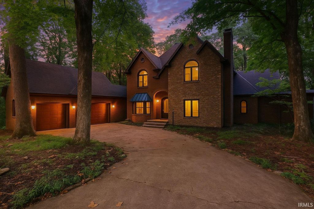 3712 E Devonshire Lane, Bloomington, IN 47408