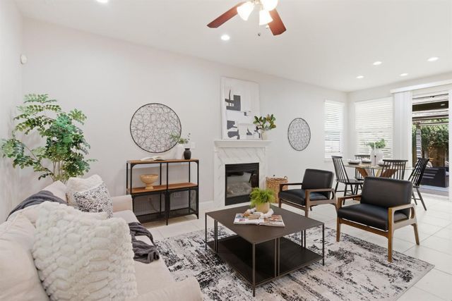 349 W Las Brisas Dr, Mountain House, CA 95391