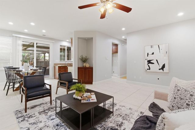 349 W Las Brisas Dr, Mountain House, CA 95391