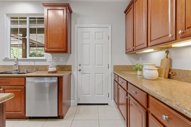 349 W Las Brisas Dr, Mountain House, CA 95391