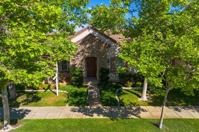 349 W Las Brisas Dr, Mountain House, CA 95391