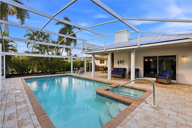 339 Landmark ST, Marco Island, FL 34145