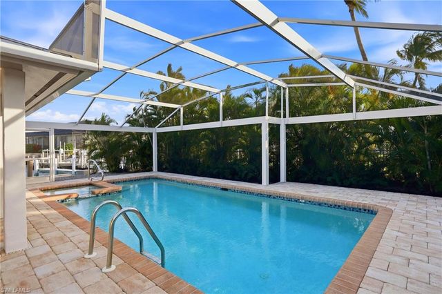 339 Landmark ST, Marco Island, FL 34145