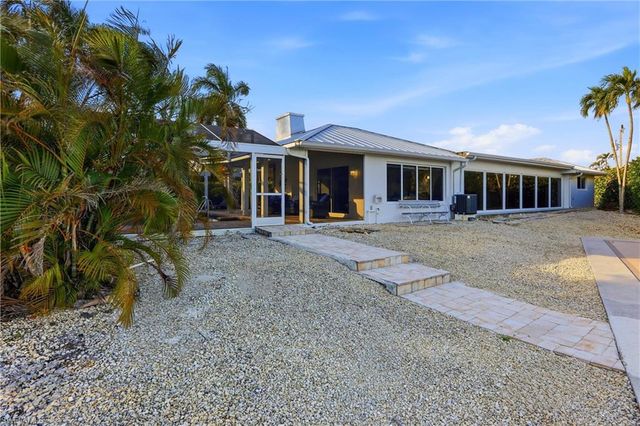 339 Landmark ST, Marco Island, FL 34145