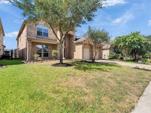 18103 Blues Point Drive, Cypress, TX 77429