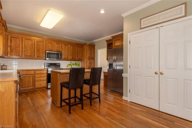 621 Doe Run Drive, Kernersville, NC 27284