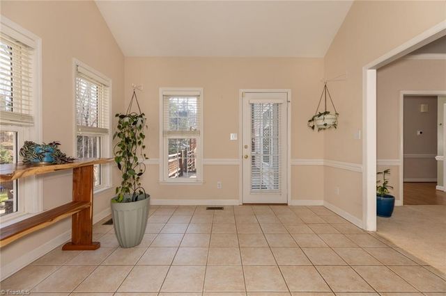 621 Doe Run Drive, Kernersville, NC 27284